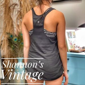 Lululemon athletic medium tank A41